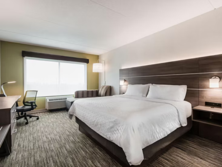 holiday-inn-express-and-suites-welland-9307443976-4x3